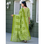 Women's Cotton Blend Printed Kurti With Pant Dupatta Set (Parrot)