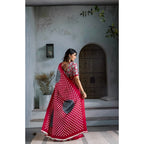 Women's Satin Crepe Printed Saree With Unstitched Blouse 5.5Mtr (Red)